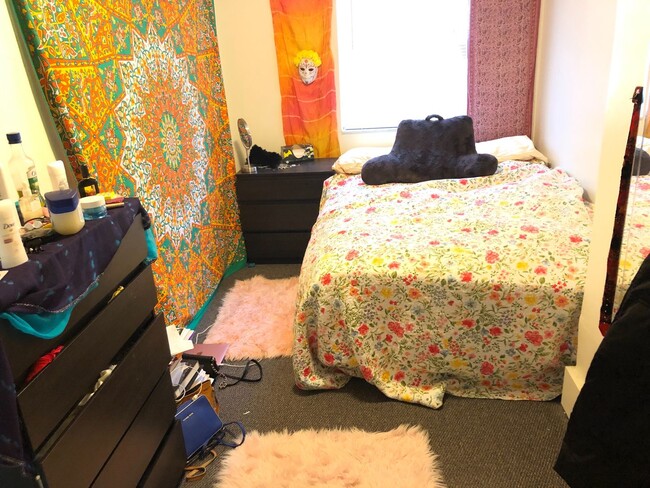 Building Photo - 349 Atwood Street