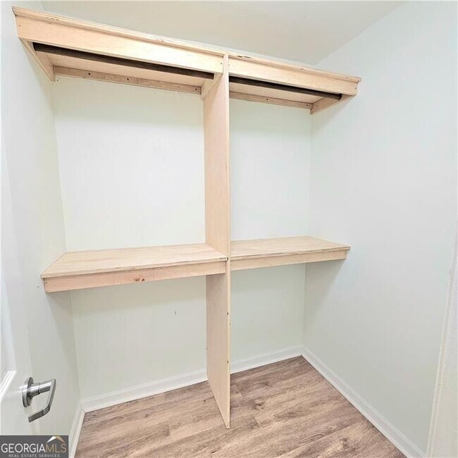 Building Photo - 3655 Habersham Rd NE