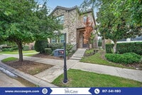 Building Photo - 6607 DeLeon St