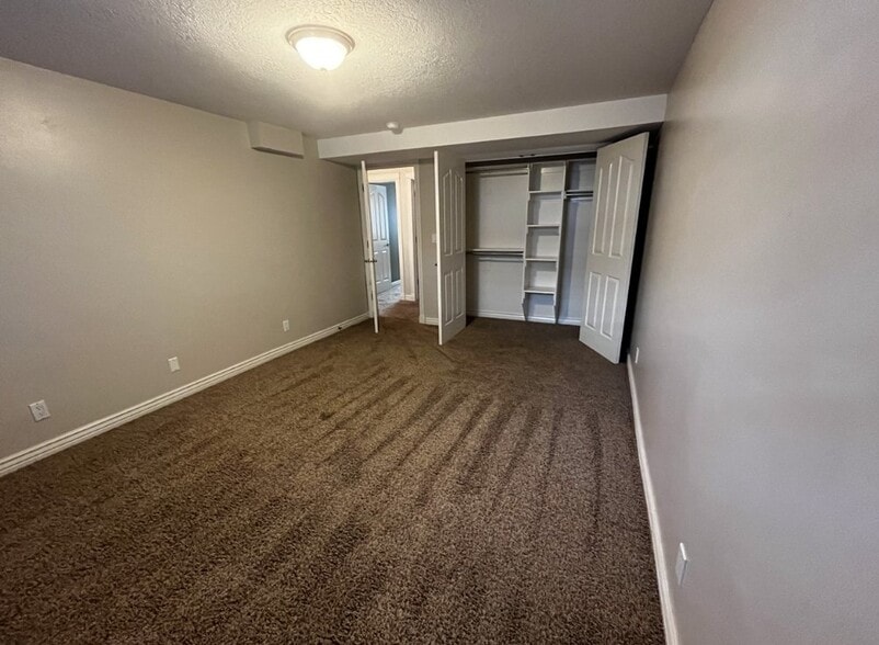 Building Photo - 1327 E 1150 S
