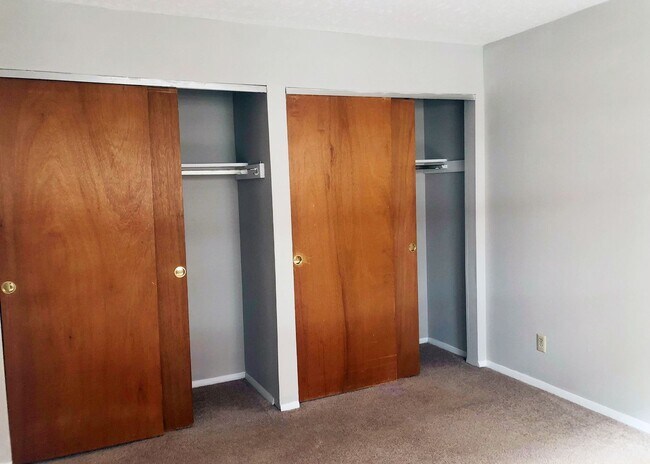 Building Photo - 440 Ludlow Ave