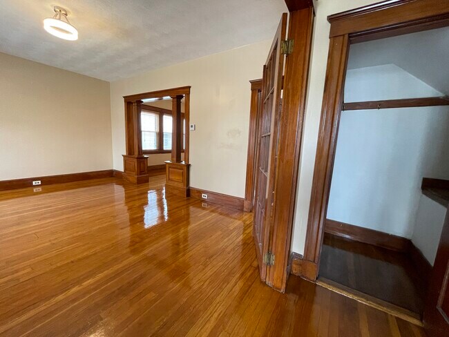 Building Photo - 289 Beech St