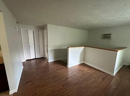 Building Photo - 1725 E 13th Ave
