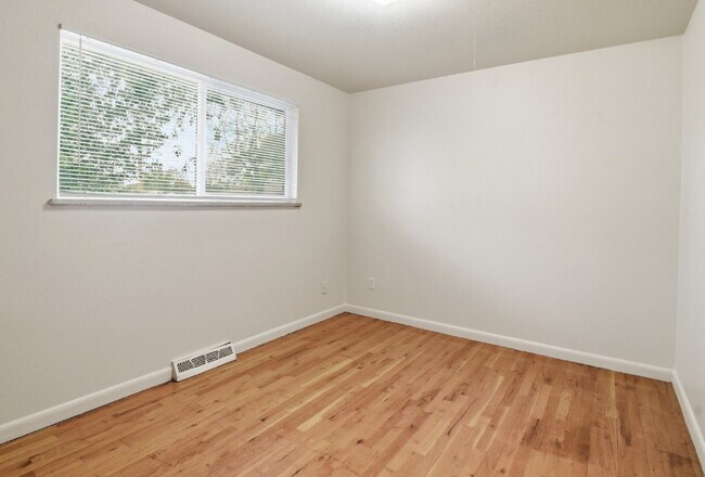 Building Photo - $2,495.95, 4 bed, 1.5 bath with a large backyard.