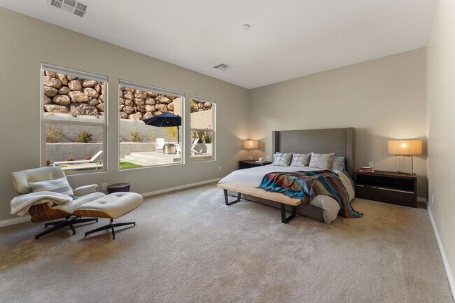 Building Photo - Modern Elegance in Scots Pine – 5-Bedroom Luxury Residence in West Summerlin  — Enjoy Rent-Free H...