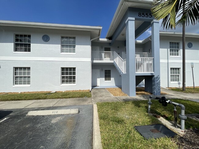 Primary Photo - First Floor Two Bedroom Condo- Fort Myers