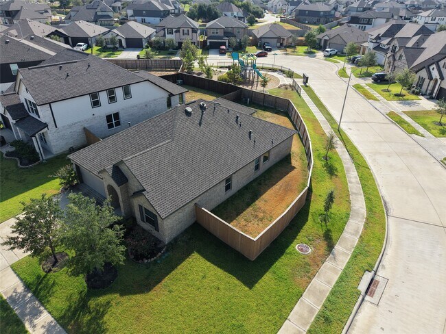 Building Photo - 8446 Manta Ray Dr