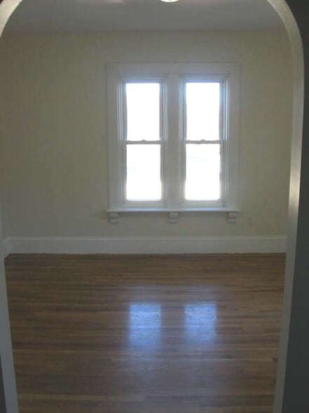 Living Room - 62 Church St