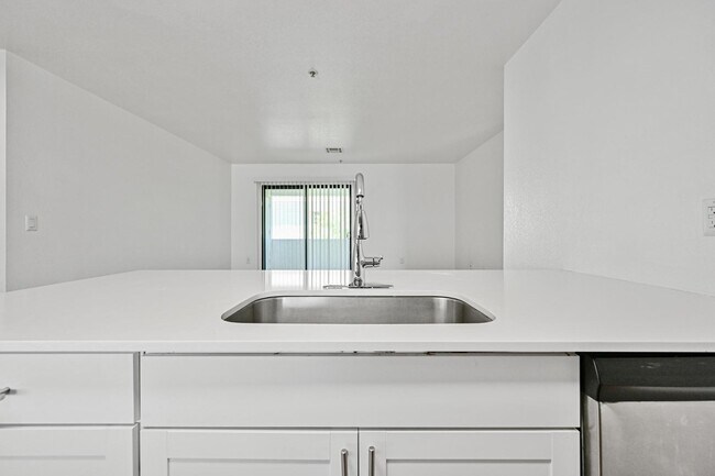 Building Photo - 3065 N 67th Ave