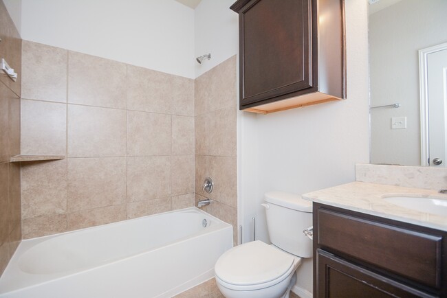 Building Photo - 7418 Wilson Reach Ln