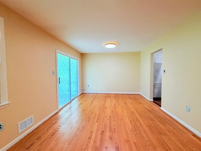 Building Photo - 4709 Tamworth Ct
