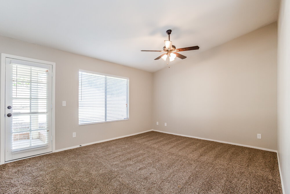 Building Photo - 19926 N 69th Ave