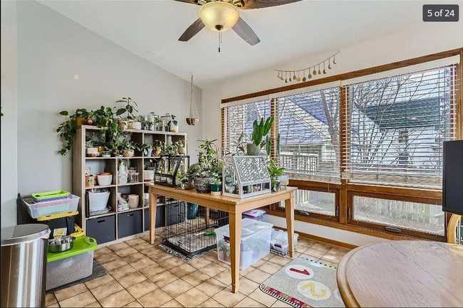 Dining room/sun room - 2406 Lincoln St NE