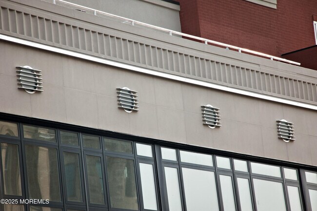 Building Photo - 550 Cookman Ave