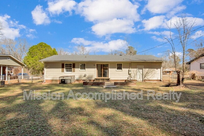 Building Photo - 7262 Ryan St