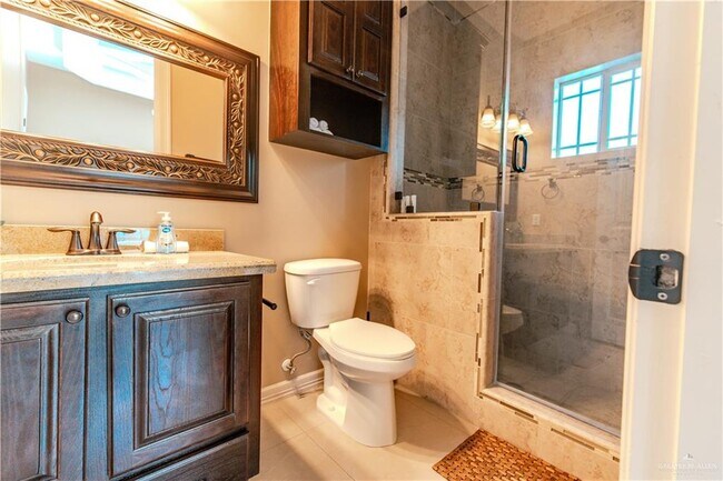 Building Photo - 45 Monroe Ave