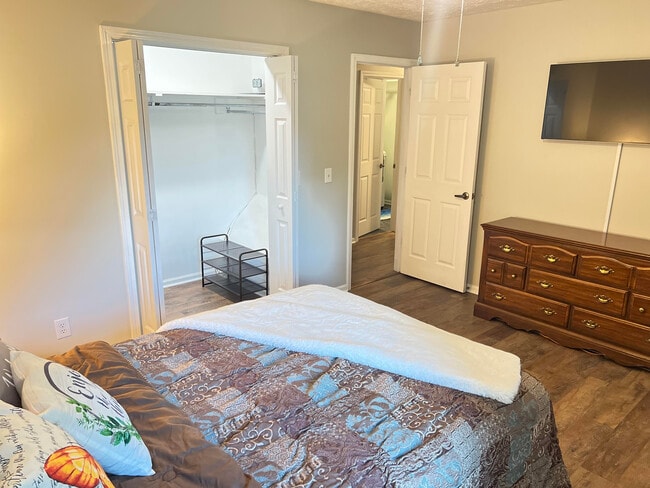 Building Photo - 3714 Cozy Ct