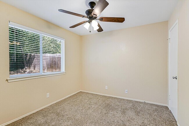 Building Photo - 519 Cutty Trail