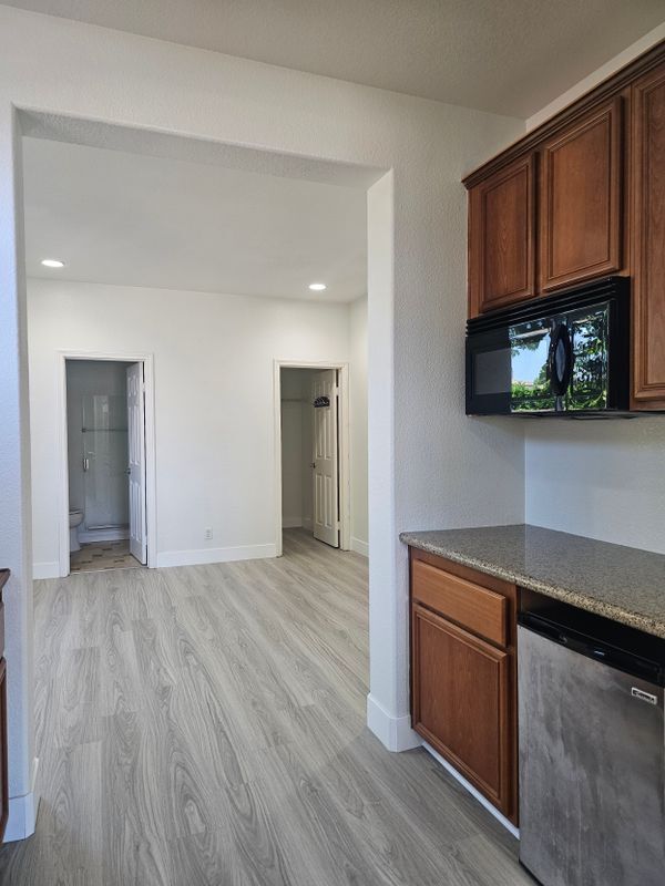 Building Photo - 17127 Carrotwood Dr