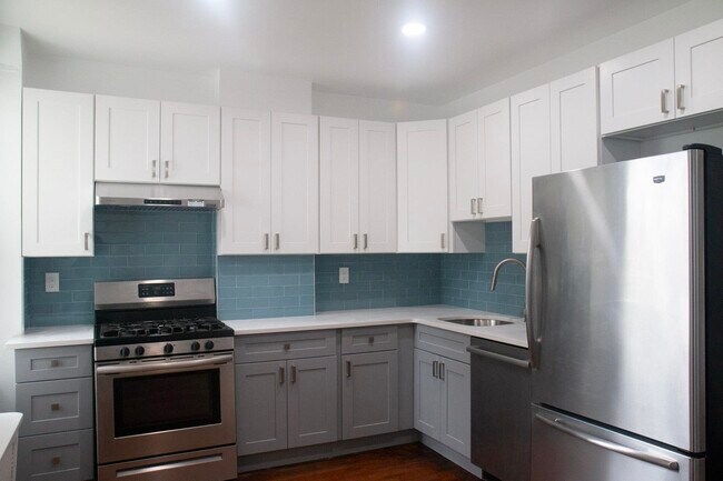 Primary Photo - 16 E 44th St