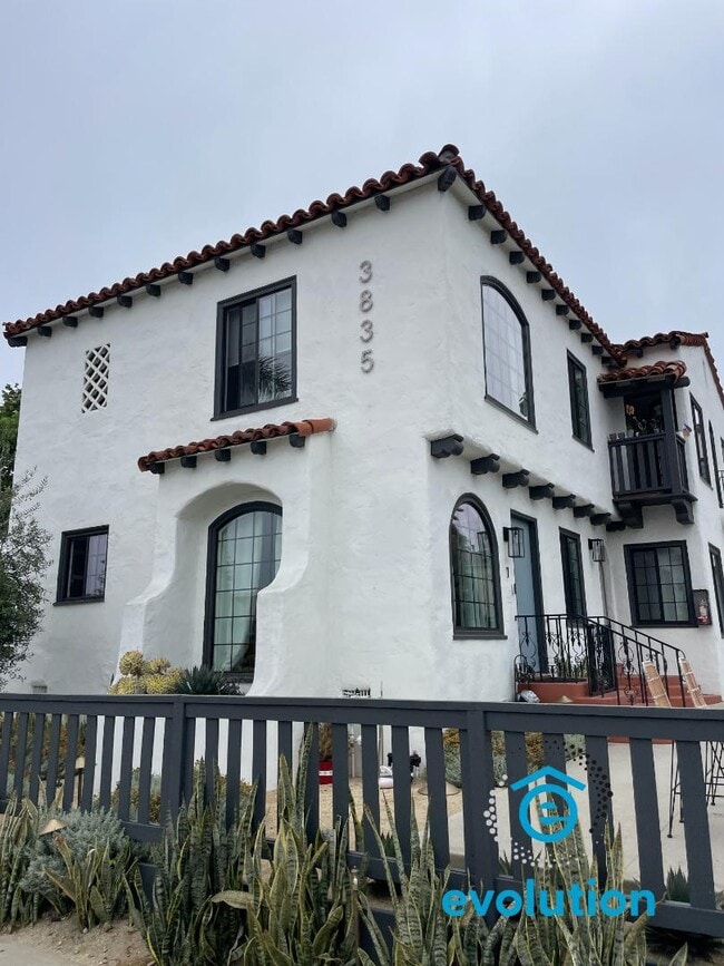 Building Photo - 3831-3835 3rd Avenue - 3835 3rd Ave Apt 6