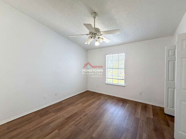 Building Photo - 1500 E Johnson Ave