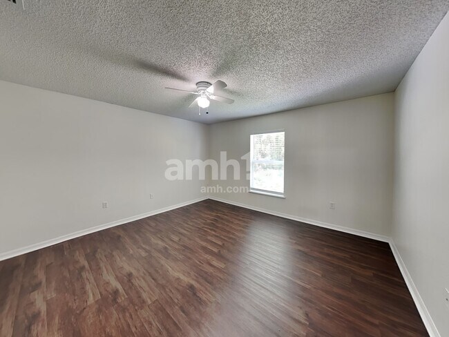Building Photo - 3428 Alec Dr