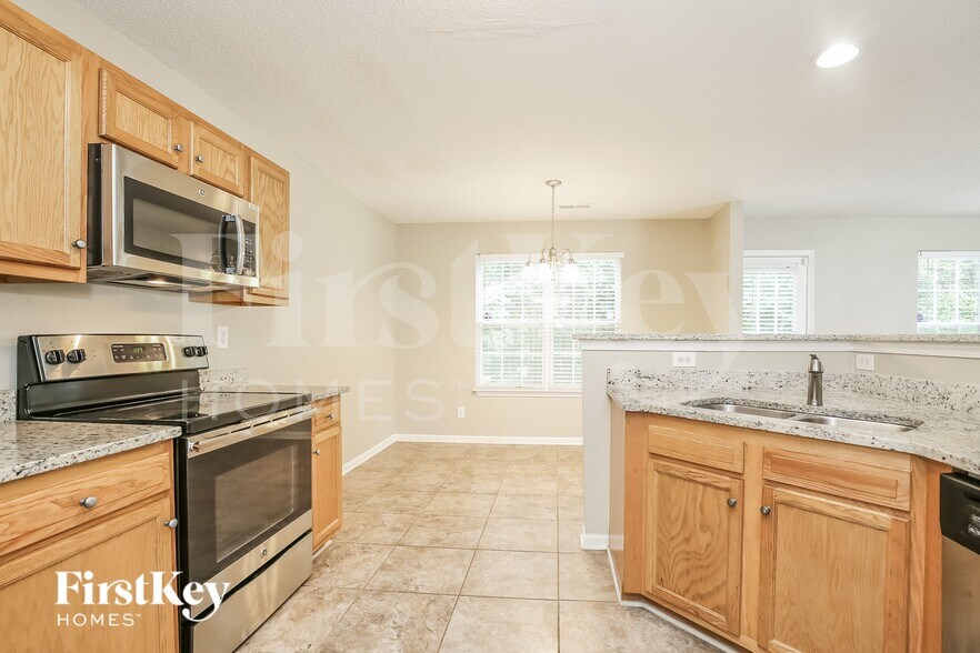 Building Photo - 4708 Mallard Creek Dr