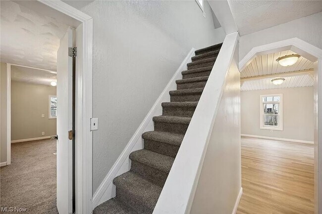 Building Photo - Charming 3 Bedroom Home in Loraine