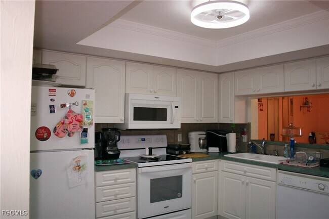 Building Photo - 4728 Orange Grove Blvd