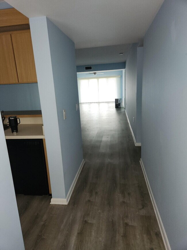 Building Photo - 101 Ocean Bluffs Blvd