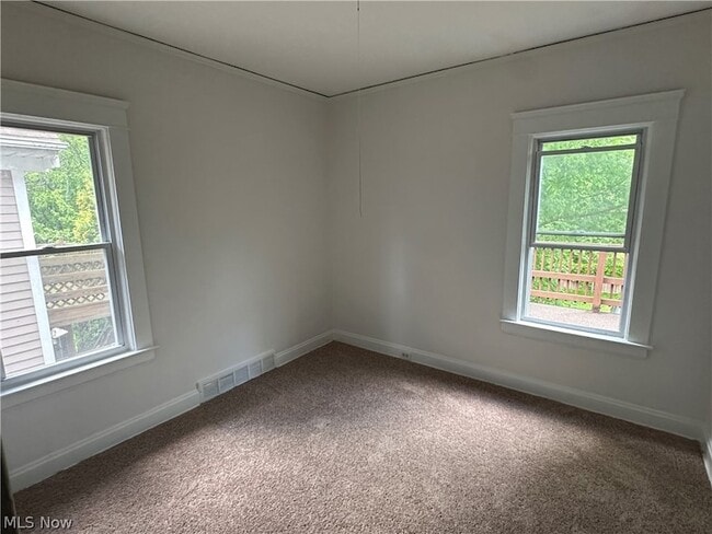 Building Photo - 14415 Westropp Ave