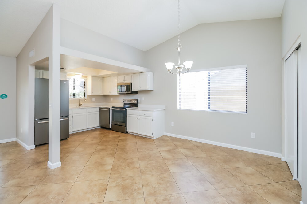 Building Photo - 7453 E Diamond Ave