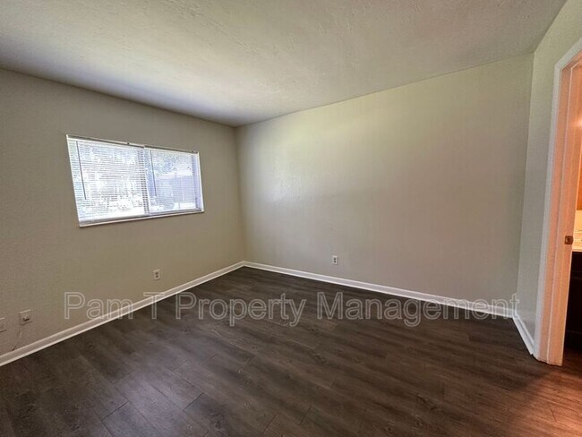Building Photo - 12510 White Bluff Rd