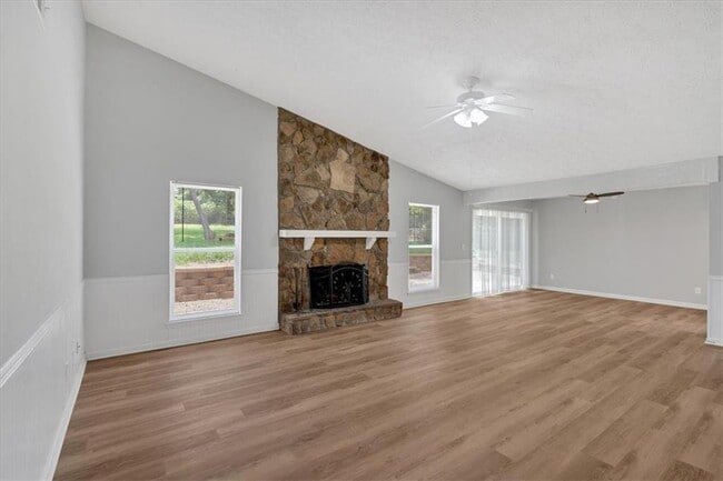 Building Photo - 4740 Jamerson Forest Pkwy