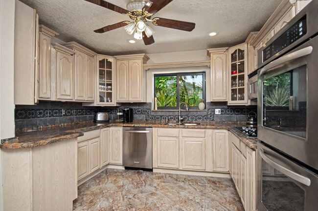 Building Photo - 9708 Erica Ct