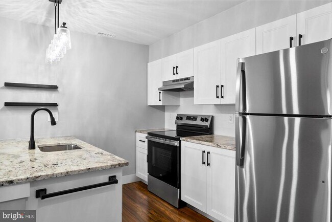 Building Photo - 118 Ashton Ct