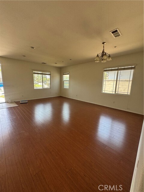 Building Photo - 6945 Regal Park Dr