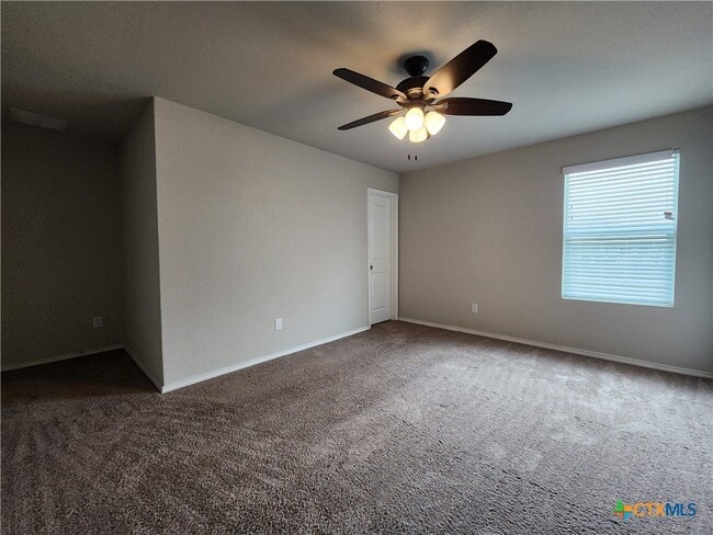 Building Photo - 522 Blue Stem Rd