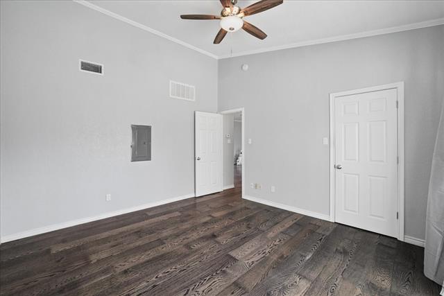 Building Photo - 411 Pebble Way