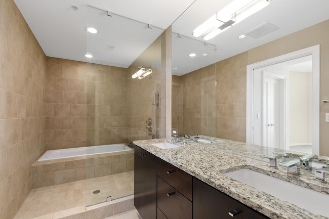 Building Photo - 10 Terminus Luxury 2 Bedroom Condo in Hear...