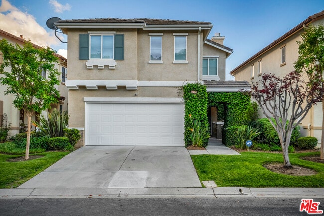 Building Photo - 24130 Tango Dr