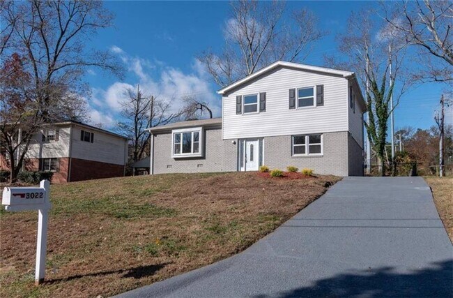 Primary Photo - 3022 Trafalgar Way
