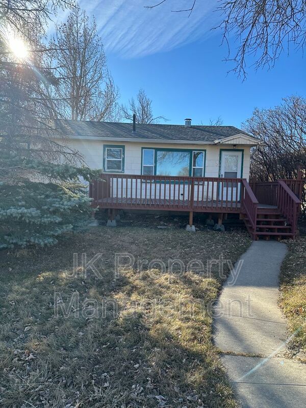 Building Photo - 1012 7th Ave S