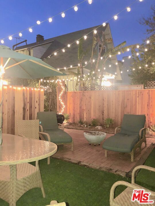 Building Photo - 35-35 Dudley Ave