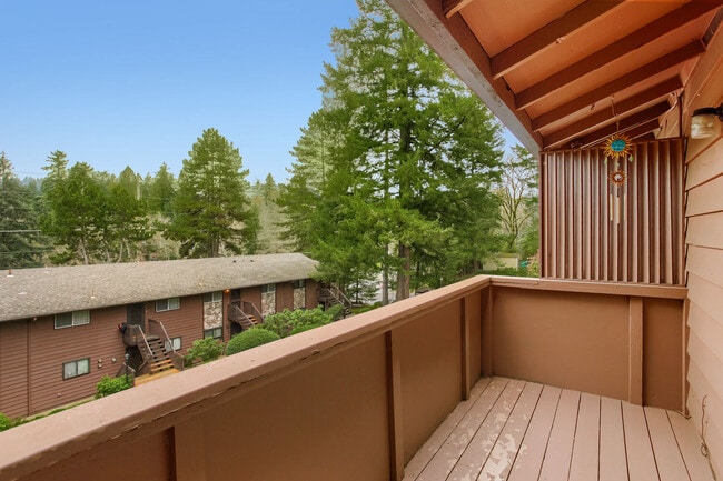 Building Photo - 5005 SW Mitchell St