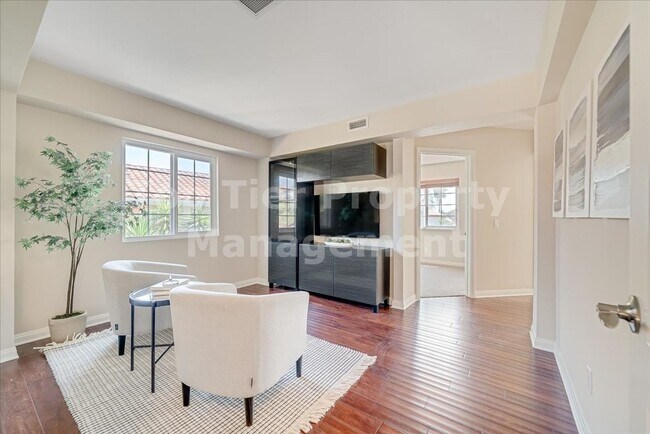 Building Photo - ***Beautiful 3 bed / 2.5 bath / 1,975 sqft House in the Vista/Shadowridge Neighborhood - Availabl...