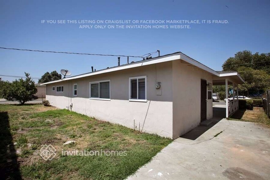 Building Photo - 13207 S Largo Ave