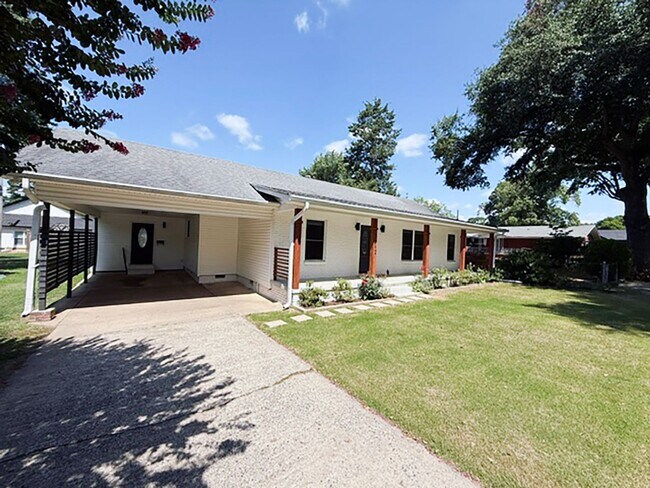 Building Photo - Home for Rent in Benton!