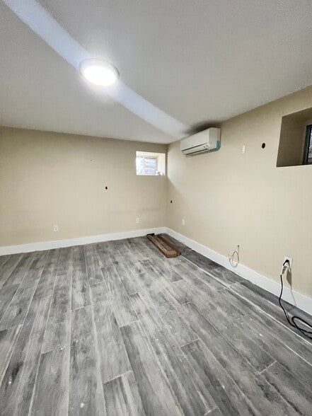 270 Hancock Ave 2 - 271 Hancock Ave